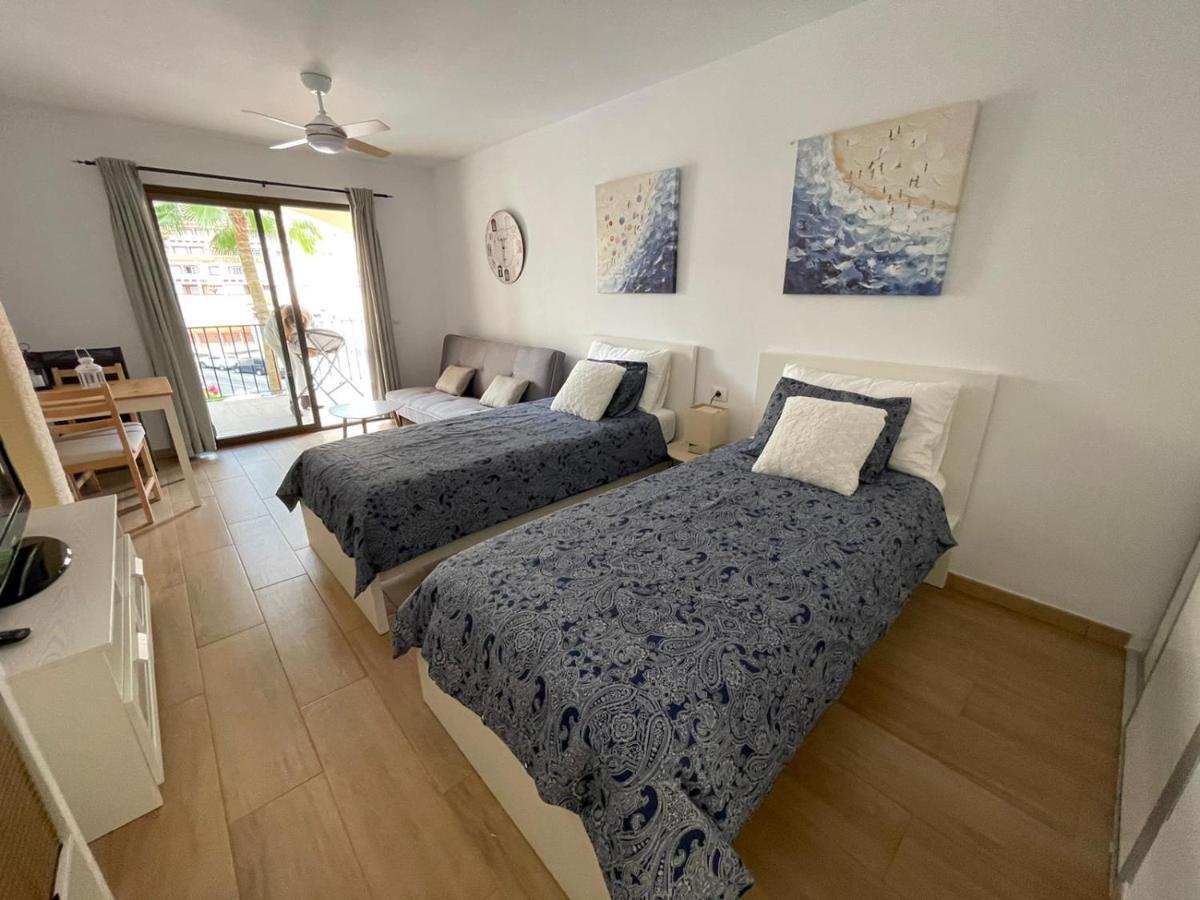 Castle Harbour Los Cristianos Beautiful Studio With Pool View Екстериор снимка