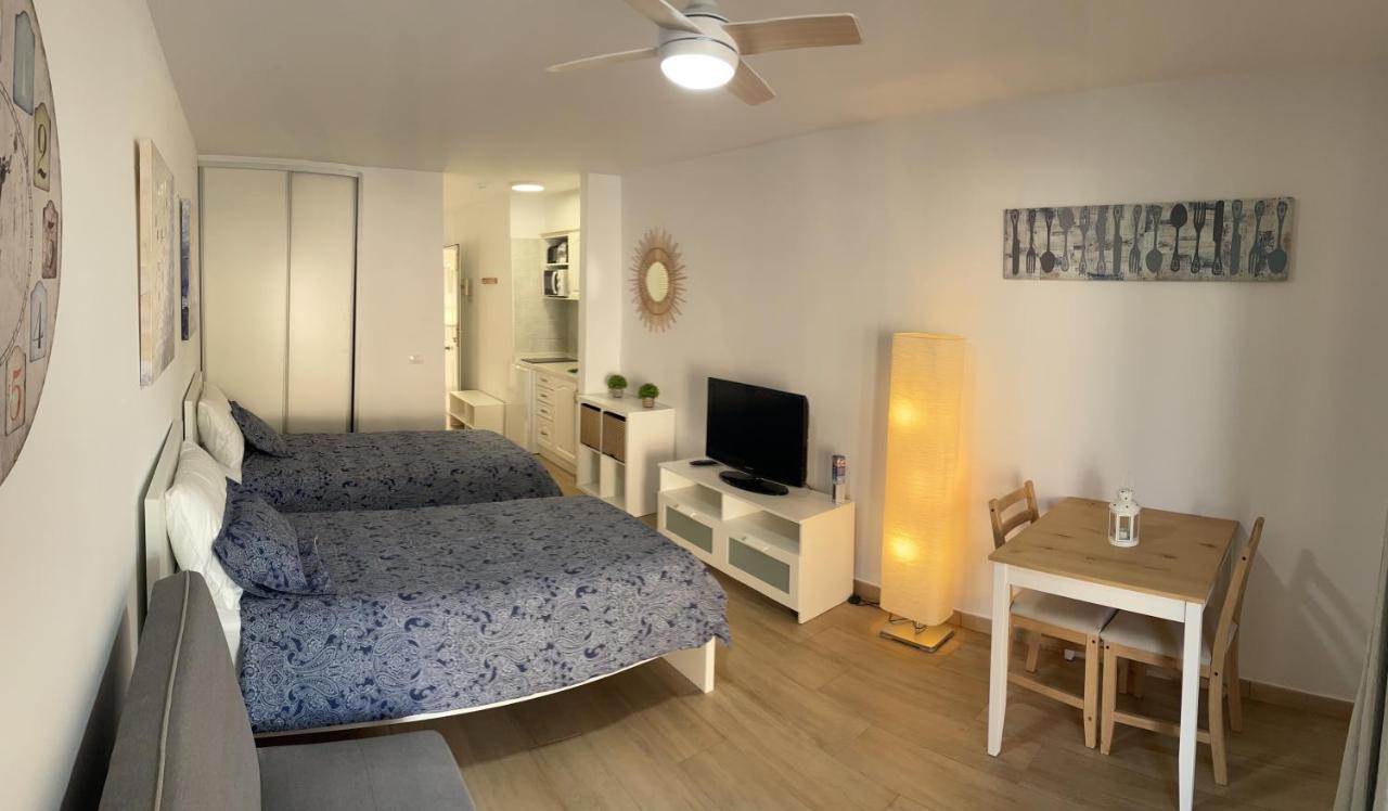 Castle Harbour Los Cristianos Beautiful Studio With Pool View Екстериор снимка